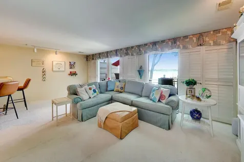 26443 North Ridge Court Mundelein IL 60060