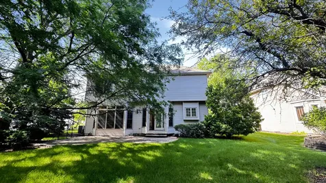 4824 Clearwater Lane Naperville IL 60564