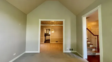 4824 Clearwater Lane Naperville IL 60564