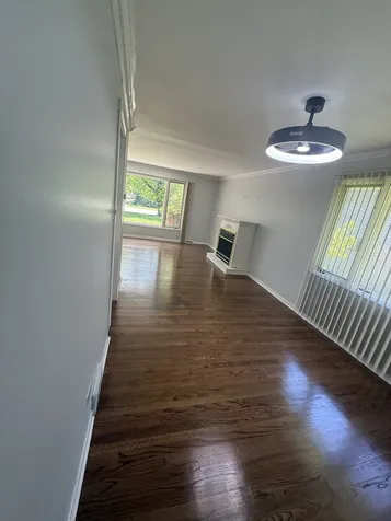 942 East 168th Street South Holland IL 60473