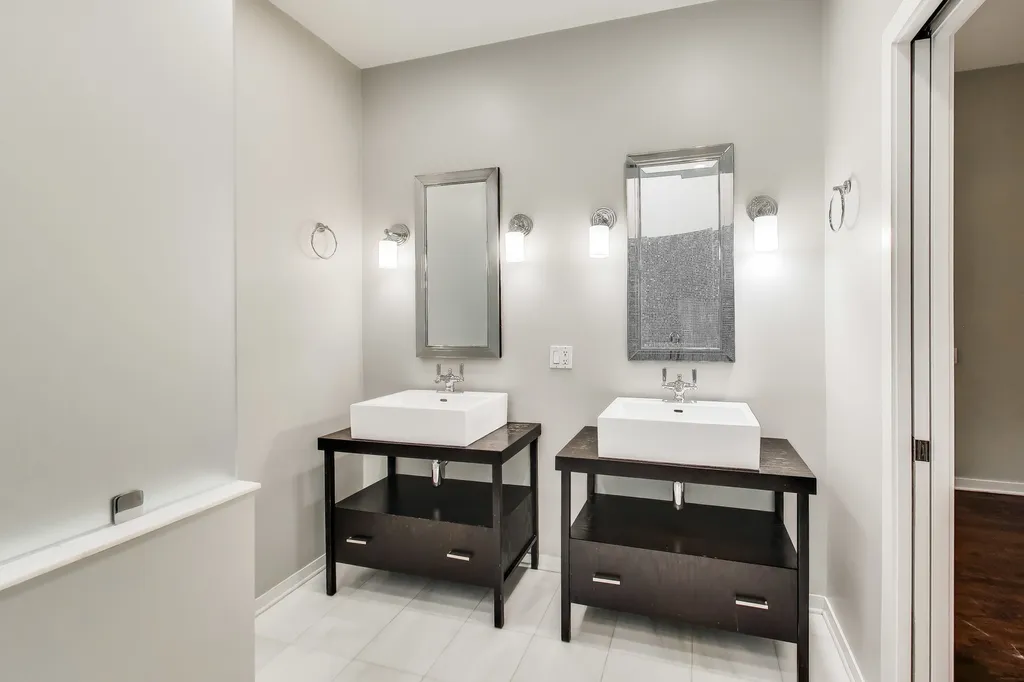 503 North Wells Street Chicago IL 60654