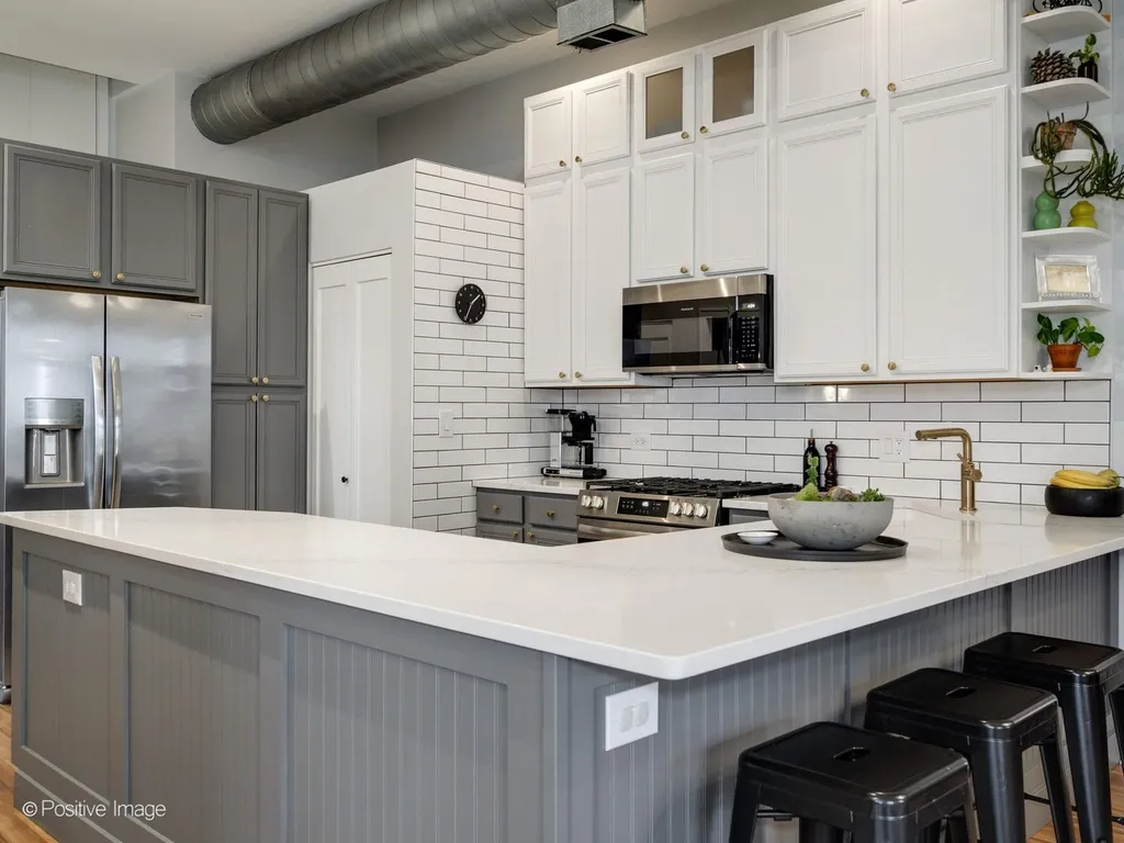 2101 West Rice Street Chicago IL 60622