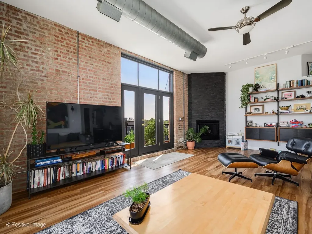 2101 West Rice Street Chicago IL 60622