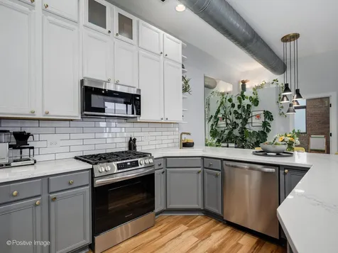 2101 West Rice Street Chicago IL 60622