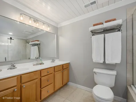 2101 West Rice Street Chicago IL 60622
