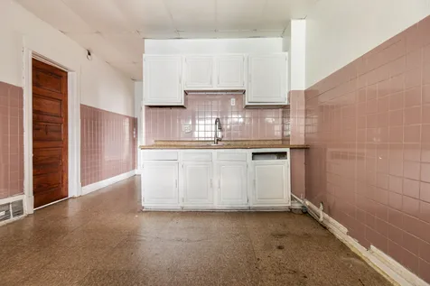 1907 West Irving Park Road Chicago IL 60613
