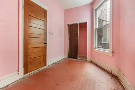 1907 West Irving Park Road Chicago IL 60613