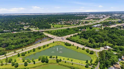 322 East Alden Drive Addison IL 60101