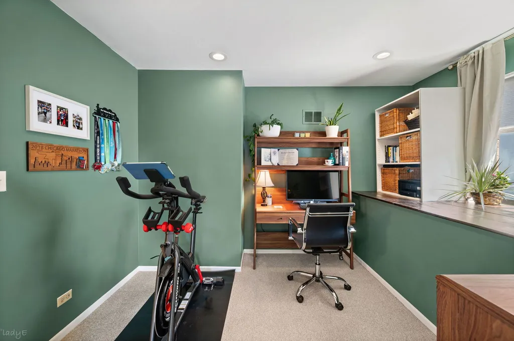 1651 North Dayton Street Chicago IL 60614