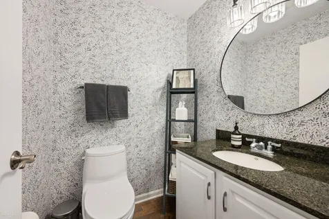 1651 North Dayton Street Chicago IL 60614