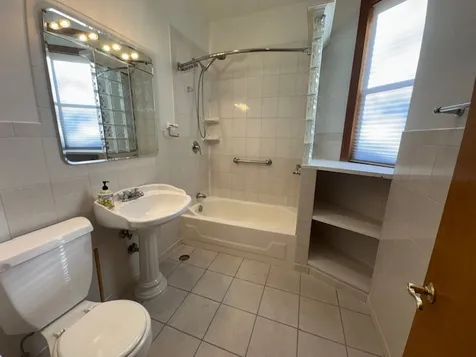 3309 South Lowe Avenue Chicago IL 60616