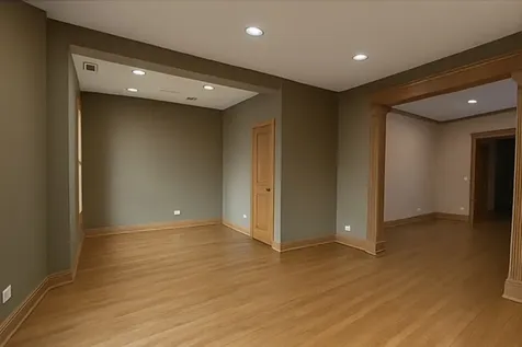3309 South Lowe Avenue Chicago IL 60616