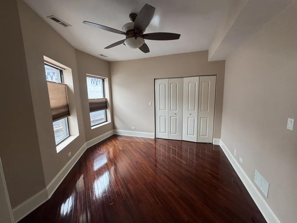 4819 South Prairie Avenue Chicago IL 60615