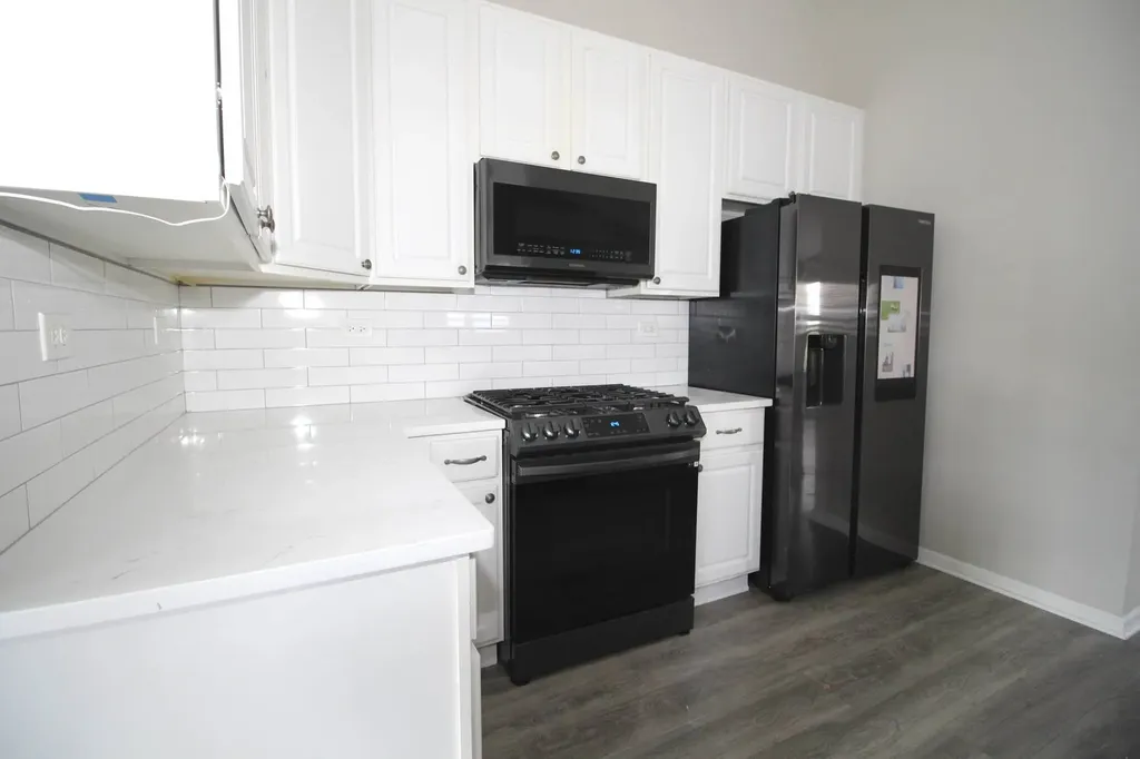 2518 Golf Ridge Circle Naperville IL 60563