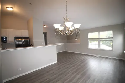 2518 Golf Ridge Circle Naperville IL 60563