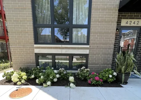 4242 North Kedvale Avenue Chicago IL 60641