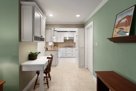 1240 Bar Harbor Terrace Northbrook IL 60062