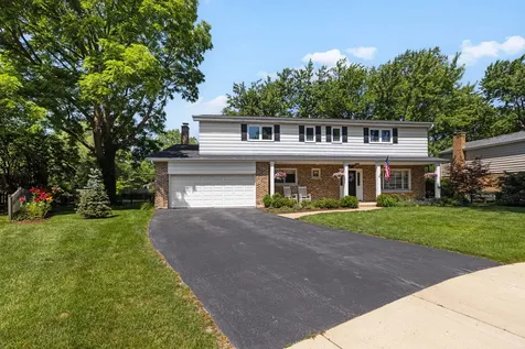 1240 Bar Harbor Terrace Northbrook IL 60062