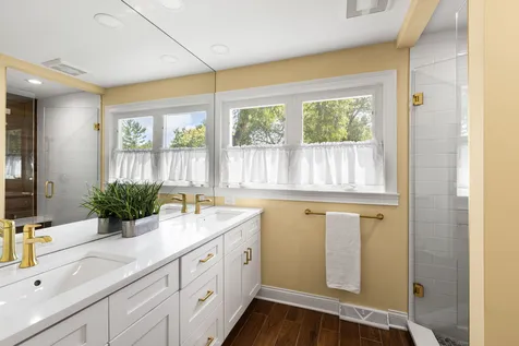 1240 Bar Harbor Terrace Northbrook IL 60062