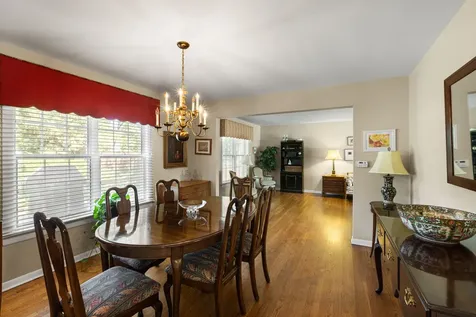 1240 Bar Harbor Terrace Northbrook IL 60062