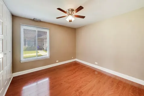 1313 Cove Drive Prospect Heights IL 60070