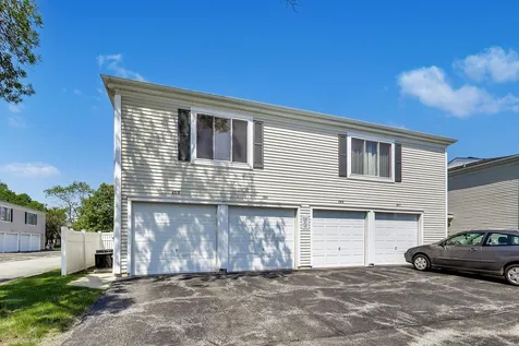 1313 Cove Drive Prospect Heights IL 60070