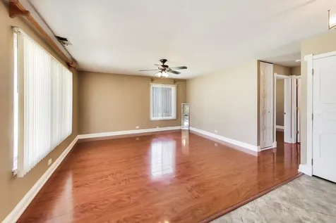 1313 Cove Drive Prospect Heights IL 60070
