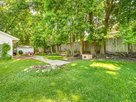 210 West Pacific Street Davis Junction IL 61020