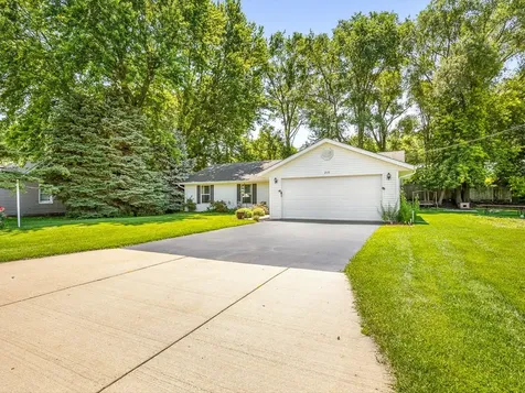 210 West Pacific Street Davis Junction IL 61020