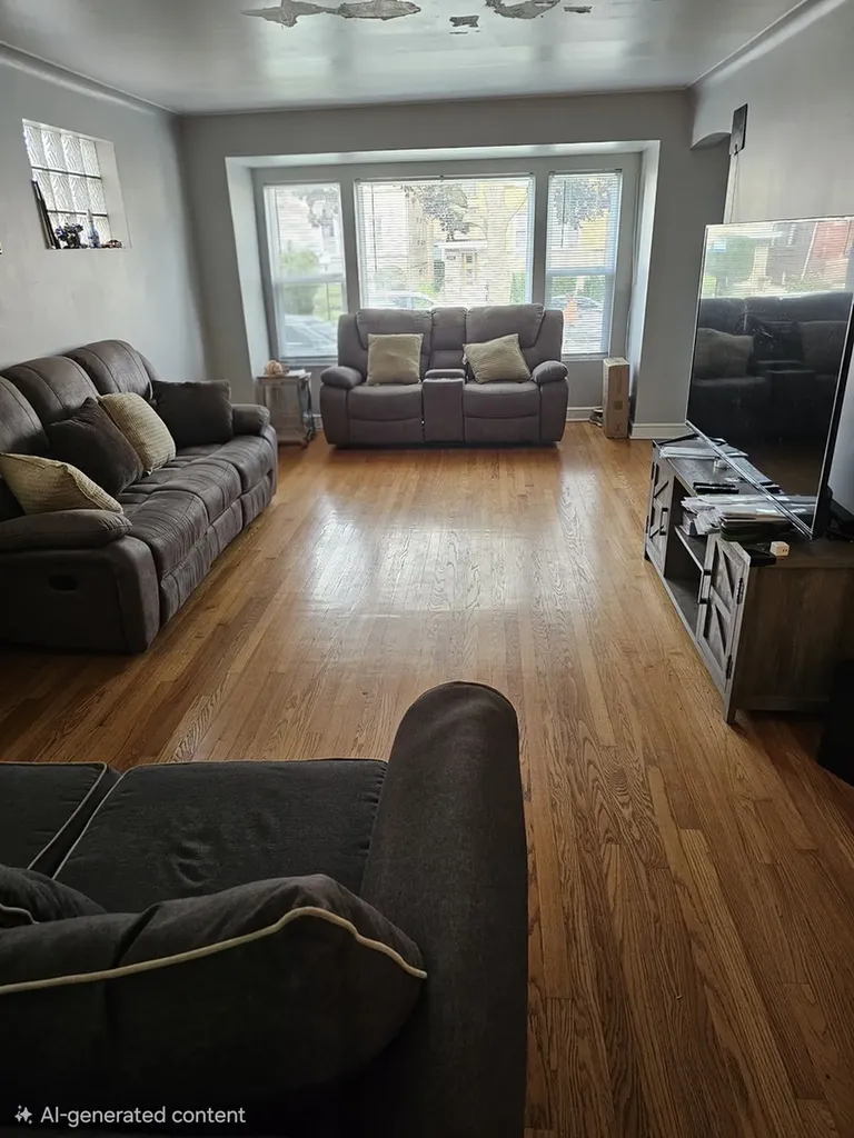 7249 South Sacramento Avenue Chicago IL 60629