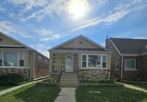 7249 South Sacramento Avenue Chicago IL 60629