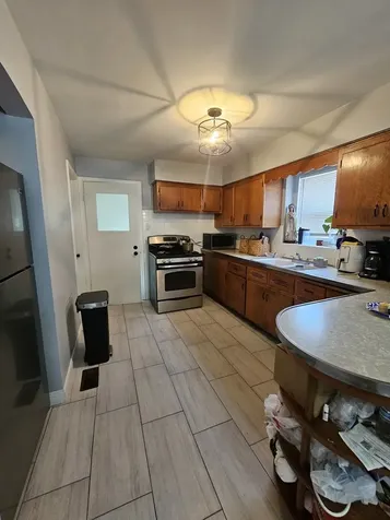 7249 South Sacramento Avenue Chicago IL 60629