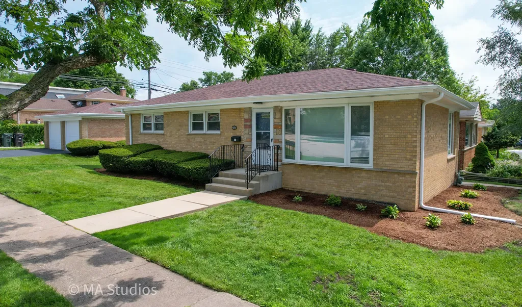 4256 Golf Road Skokie IL 60076