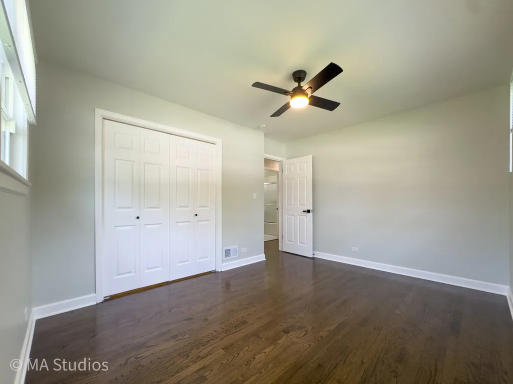 4256 Golf Road Skokie IL 60076