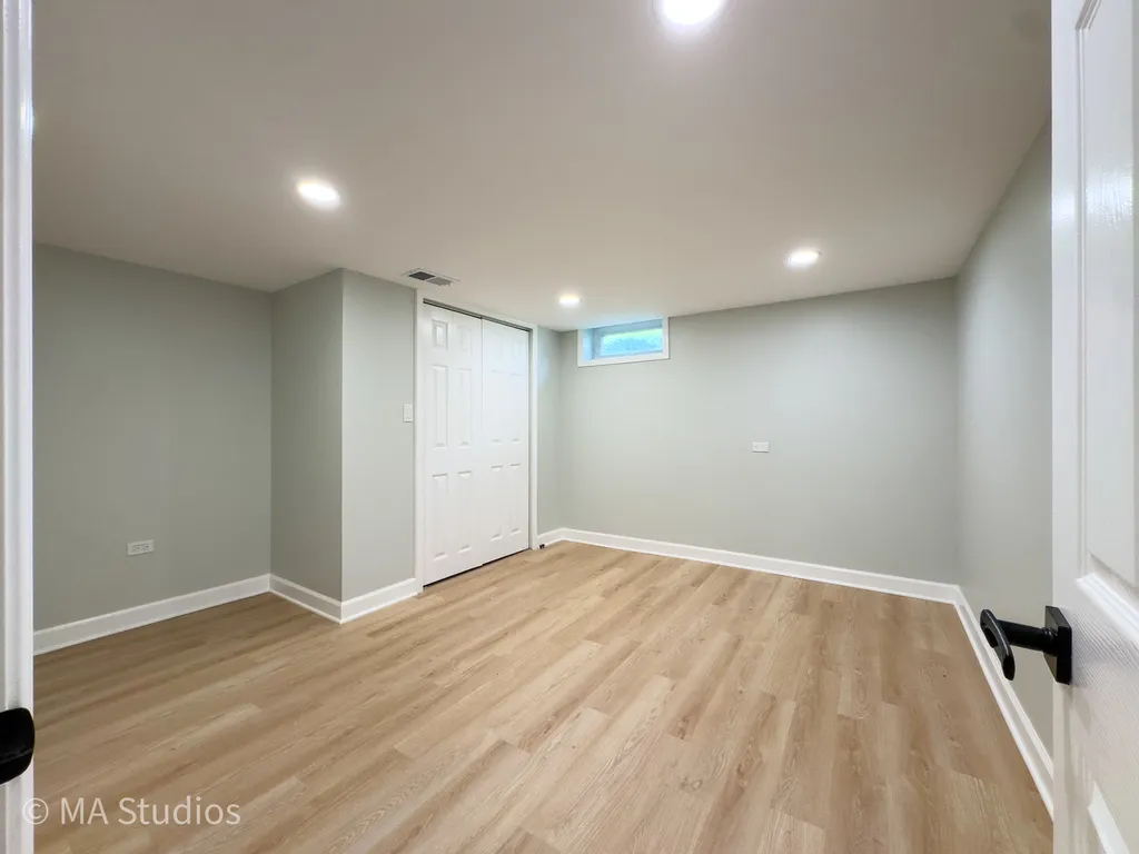 4256 Golf Road Skokie IL 60076