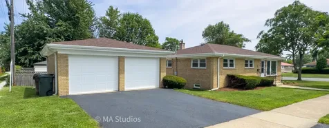 4256 Golf Road Skokie IL 60076