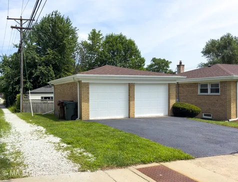 4256 Golf Road Skokie IL 60076