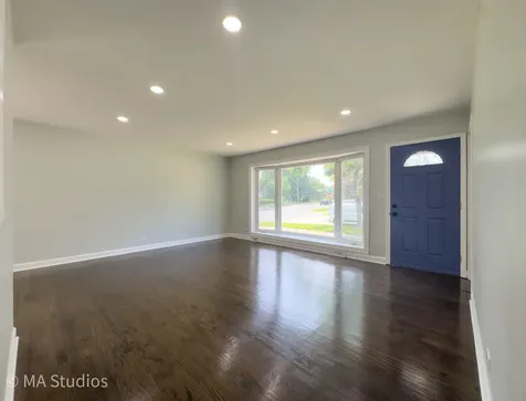 4256 Golf Road Skokie IL 60076