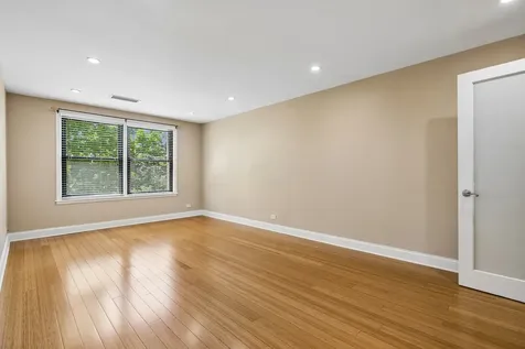 4601 West Touhy Avenue Lincolnwood IL 60712