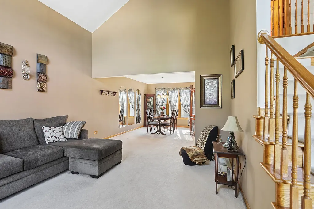 524 Glenn Drive New Lenox IL 60451