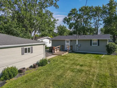 147 East Fifth Street Manteno IL 60950