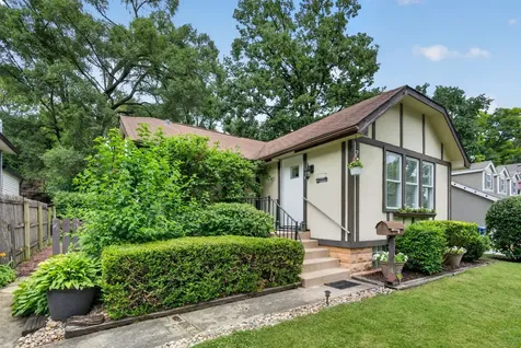 7148 West 109th Place Worth IL 60482
