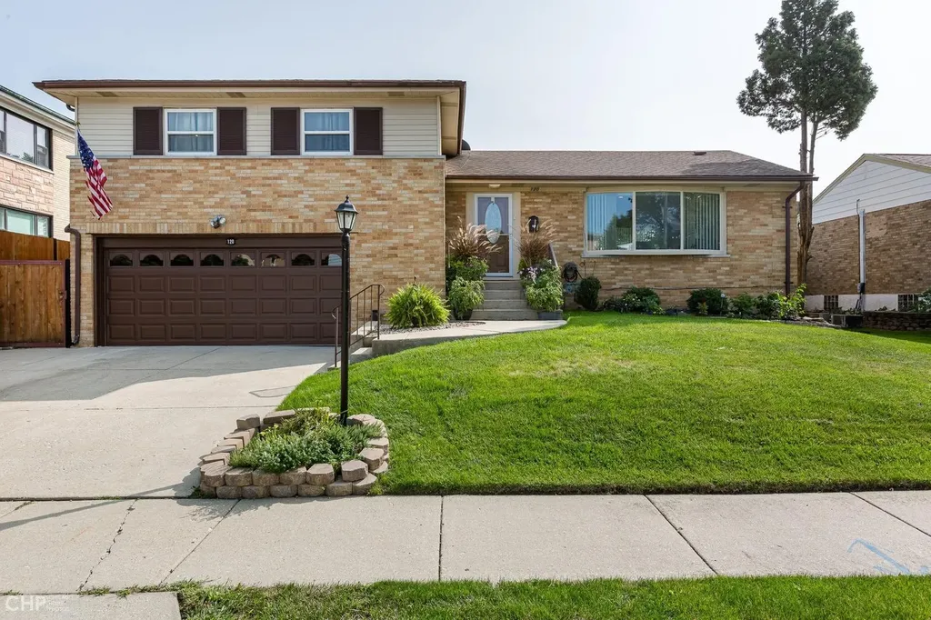 120 Concord Drive Melrose Park IL 60160