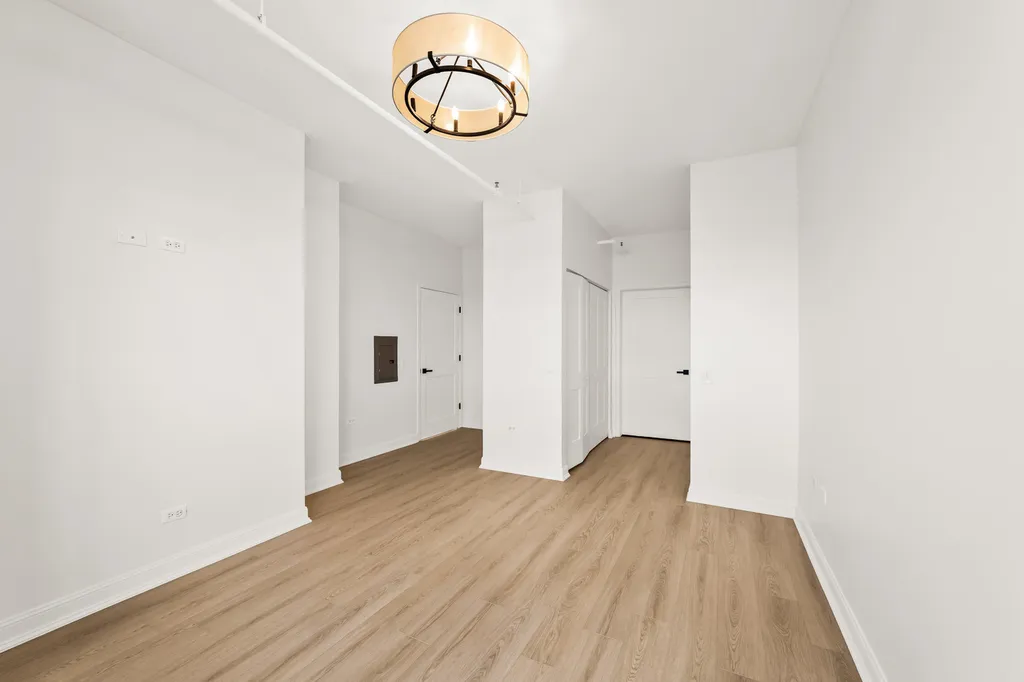 511 West Division Street Chicago IL 60610