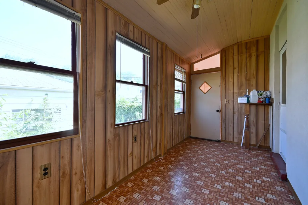 2630 West Carmen Avenue Chicago IL 60625