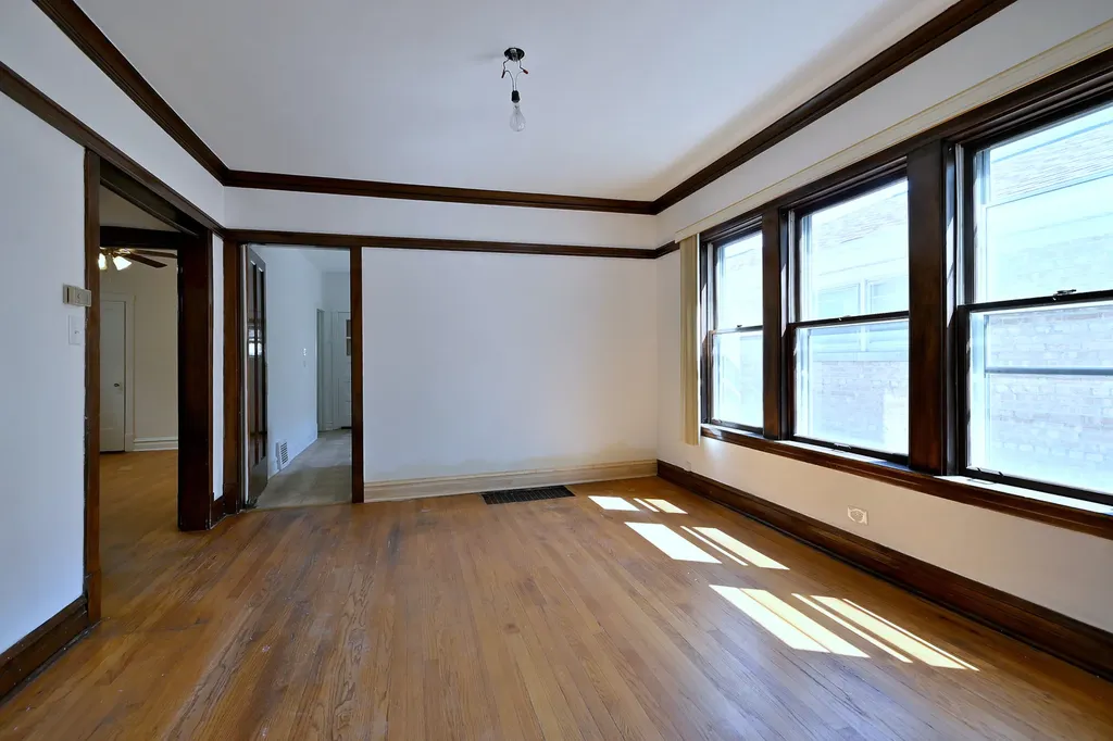 2630 West Carmen Avenue Chicago IL 60625