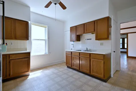 2630 West Carmen Avenue Chicago IL 60625
