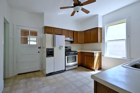 2630 West Carmen Avenue Chicago IL 60625