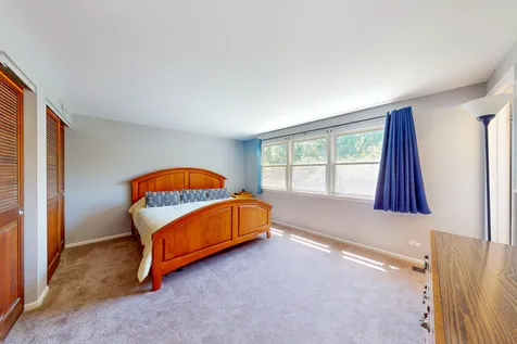 315 East Reseda Parkway Palatine IL 60067