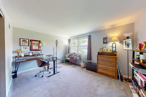 315 East Reseda Parkway Palatine IL 60067
